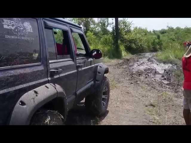 Jeep Cherokee Xj Off Road Mudding Club Jaibos 4x4 en Cd Valles