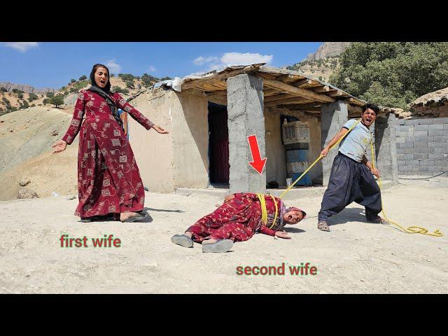 Revenge Day: Husband Supports First Wife Against Threats from Evil Second Wife
