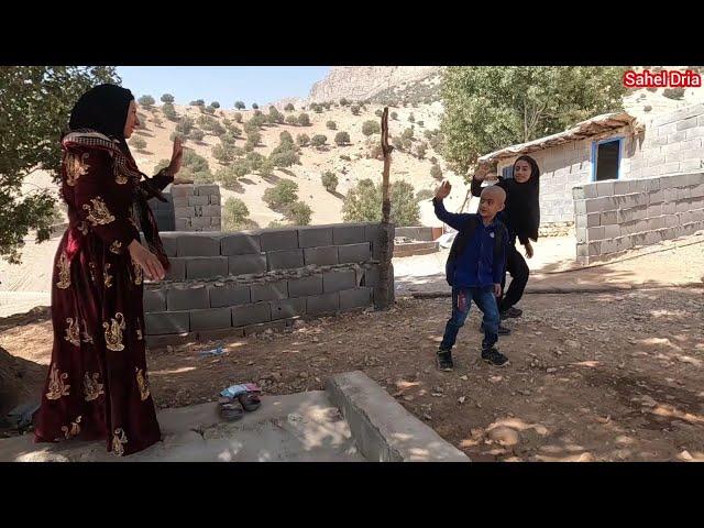 Documentary about Nomadic visit: Khadija and her children went to see their grandfather