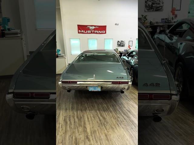 1968 Oldsmobile Cutlass 442. Muscle cars for sale Tampa Florida. Survivor Classic Cars Olds 400 V8