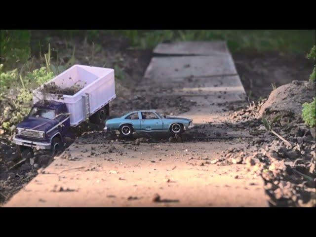 Matchbox Cars Crash Compilation 1000 fps