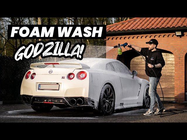 Nissan GTR Wash & Interior Detail (Godzilla) - Auto Detailing