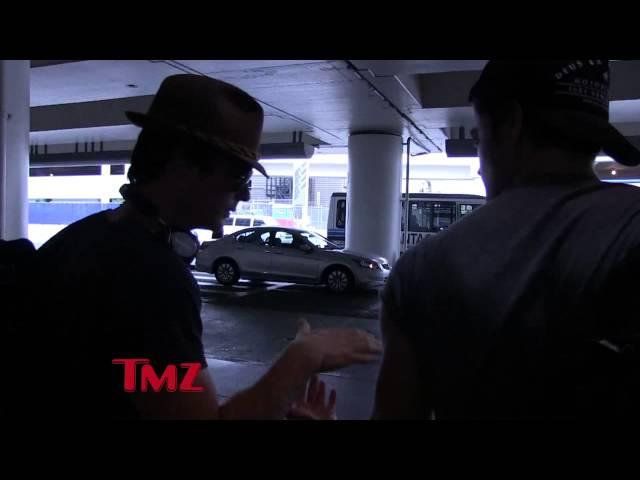 Paul Wesley at LAX - 2013/7/27 - HD 1080P