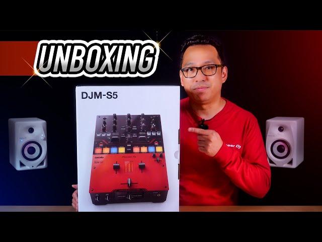 UNBOXING the DJM-S5 2-channel scratch-style mixer