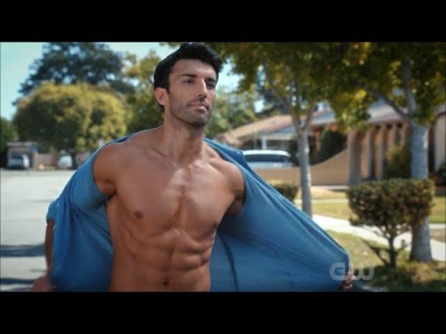 Jane the virgin - Rafael shirtless (3x05)