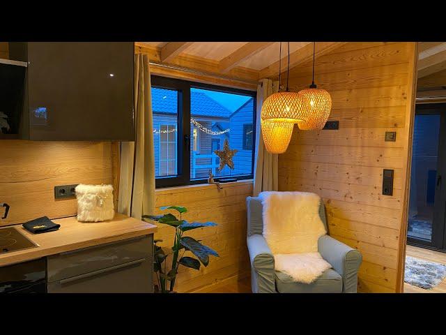 50 qm Mikrohaus. Holz trifft auf modernes Design #microhouse #tinyhouse #minimalism