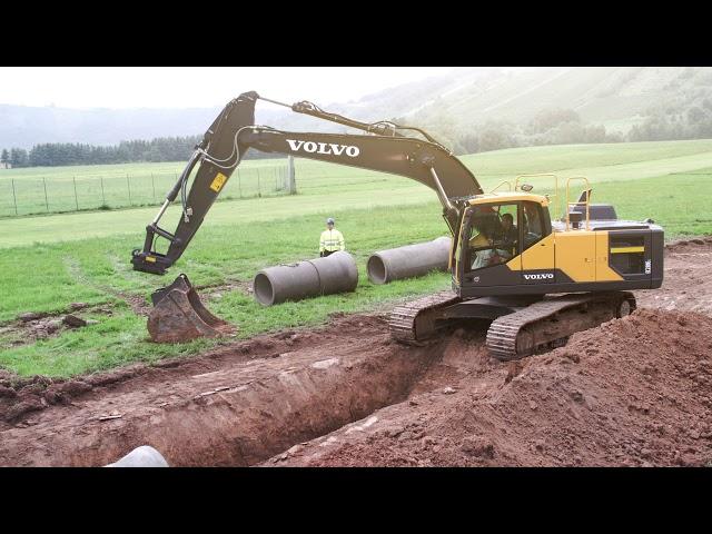 Product video Crawler excavator EC220E