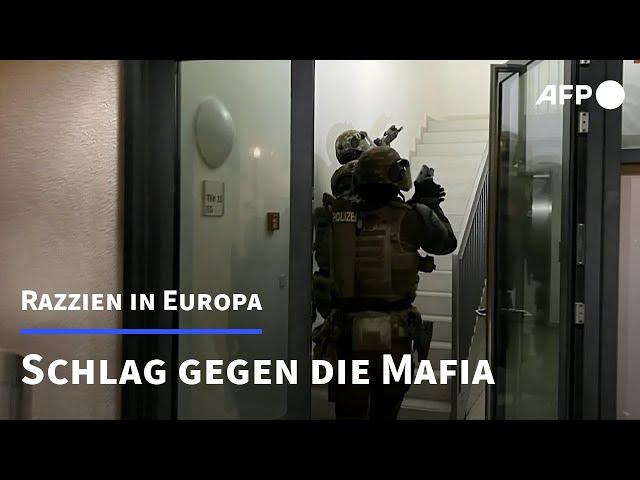 Mehr als 30 Festnahmen bei Großrazzien gegen die Mafia in Deutschland | AFP