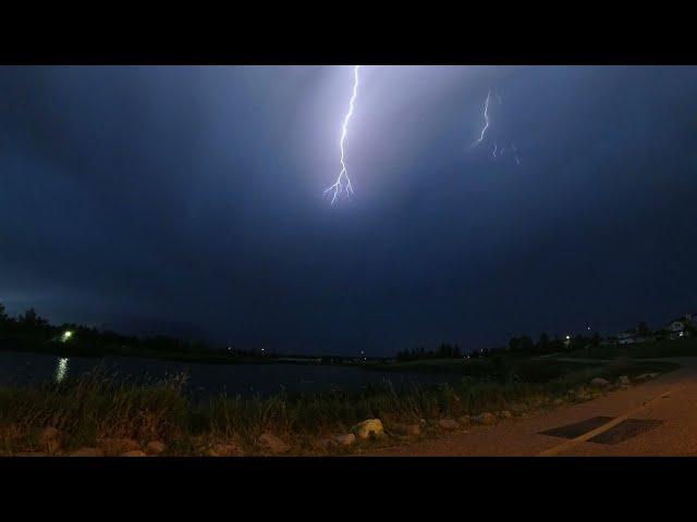 Tornadic Supercell with Lightning filmed at Wascana Creek in 4K #skstorm #yqr #Regina