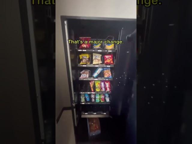 This Vending Machine Use To Make over $300 a week! #vendingmachinebusiness