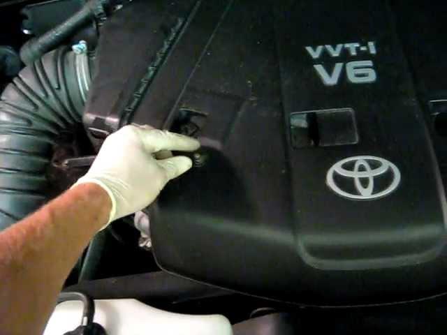 How to change spark plugs - Toyota 4Runner 2006