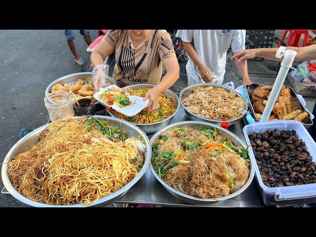 Amazing Collection of Morning Markets Selling the Best Street Food in Vietnam in 2024