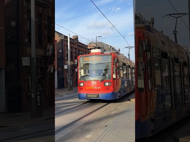 ട്രാം പോയത്‌ കണ്ടോ #tram #uk #travel #shortsfeed #vlog #shorts #shortsfeed #viralvideo #youtube #yt