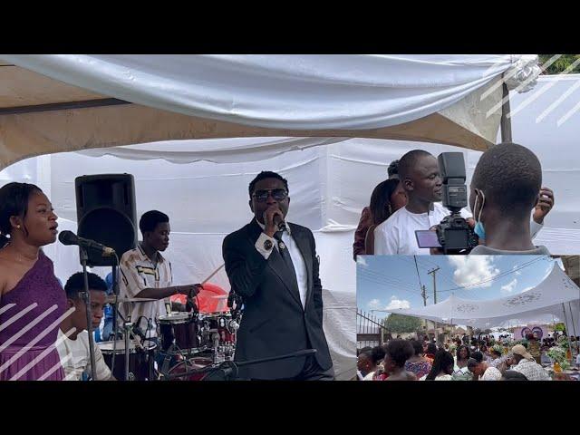 Brother Sammy thrills wedding guests with HOT performance 