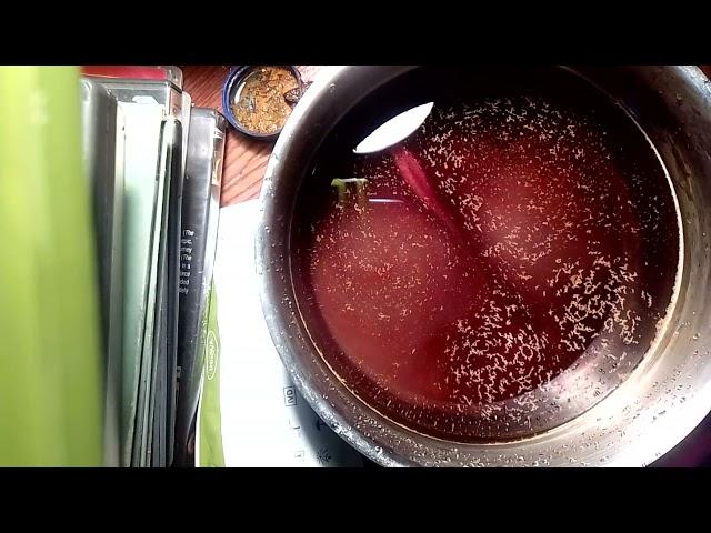 4 vortices form from iron oxide  and salt water