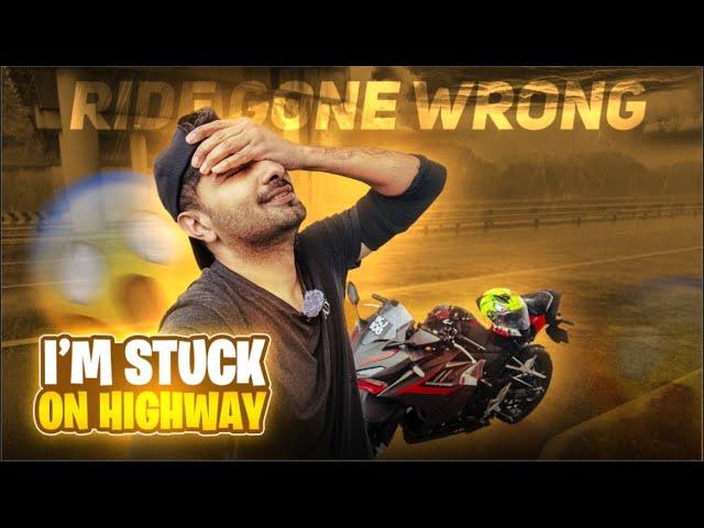 STUCK IN HEAVY RAIN | PAKISTANI MOTOVLOGER IN MALAYSIA | ZS MOTOVLOGS