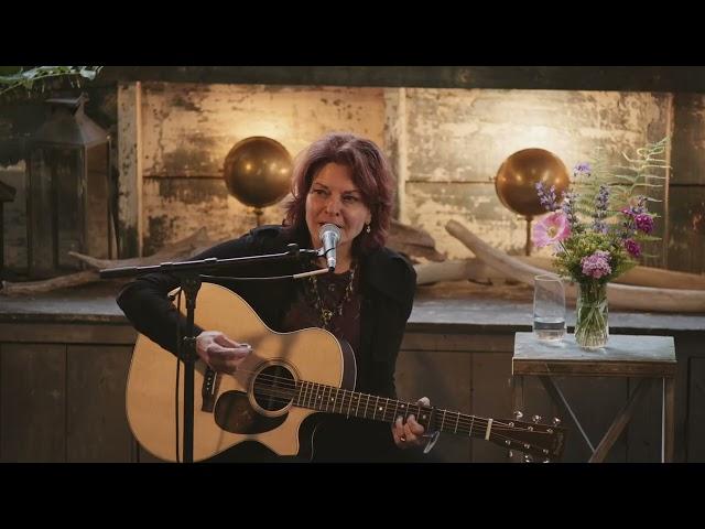 Seven Year Ache - Rosanne Cash | Twenty Summers 2023