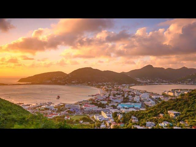 Royal Caribbean ~ Wonder Of The Sea's ~ Sint Maarten ~ Live Walk Around