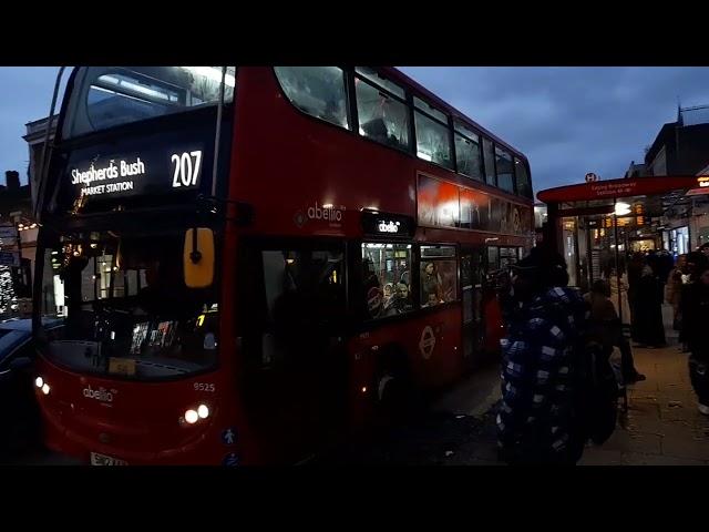 (UNREFURBISHED) Abellio London 9525 SN12AAX Route 207 at Ealing Broadway Station - 09/12/2024