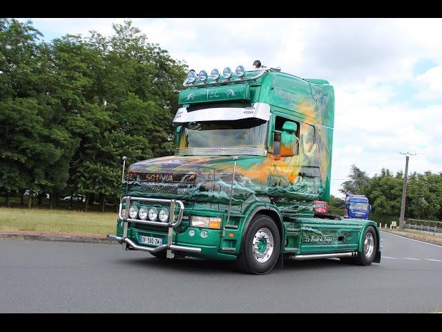 Francueil 2015 Fête de la locomotion Défilé des camions décorés