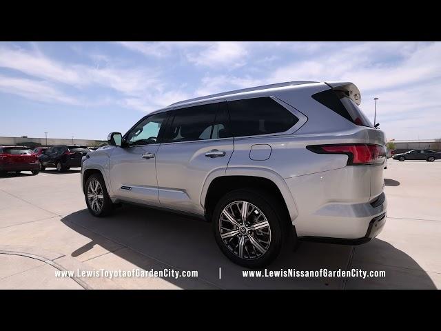 Car Dealer Garden City KS | Lewis Toyota | Used Cars Garden City