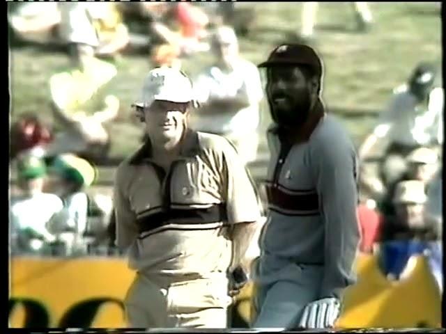 VIV RICHARDS HUGE SIX vs New Zealand SCG 1985