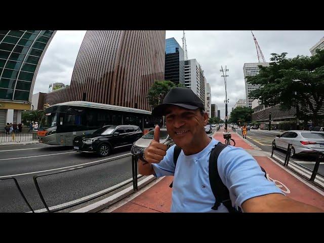 Tour São Paulo Rua Augusta e Bairro Santa Cecília até o Largo do Arouche Cidade de São Paulo Brasil