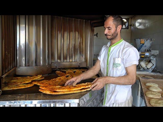 Barbari bread| Have you ever tried a Khashkhashic and high in sesame Barbari bread