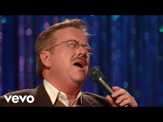 Gaither - What a Friend We Have in Jesus [Live] ft. Larry Ford