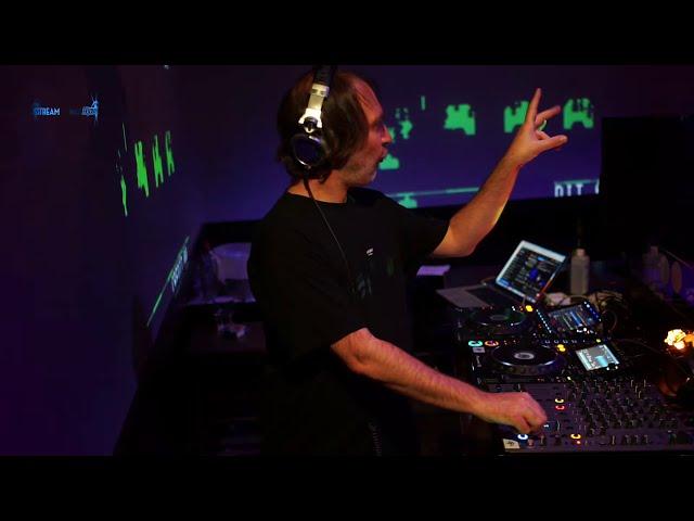 Harry Klein Livestream w/ Karotte & VJ Doublevisions