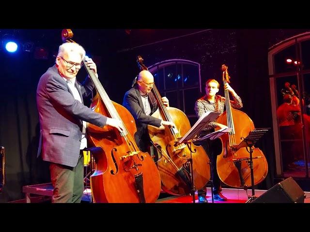 Bass Summit @ "Jazz We Can" bei Becker & Funck in Düren  - "Blues In The Closet"