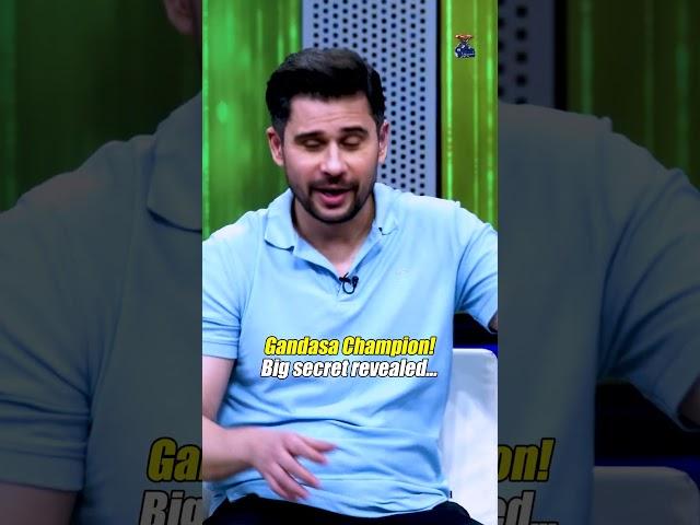 Gandasa Champion! reveals the big secret! - #babarali #hasnamanahai #tabishhashmi #shorts