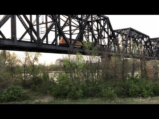 Gigantic Railroad Trestle Over Ohio River At Kenova West Virginia, Train With DPU, BNSF Locomotives!