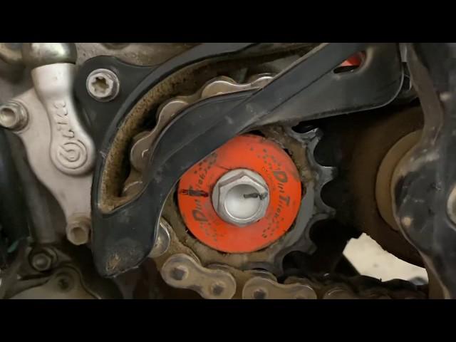 Safety wire KTM 530 front sprocket