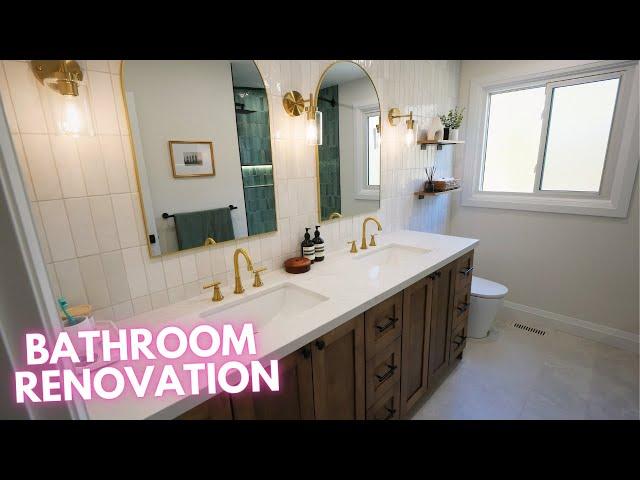 How to Renovate a Tub Surround Bathroom