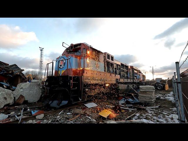 Таймлапс: слом тепловозов Ц36-7и 1 / Timelapse: scrapping of GE C36-7i locos