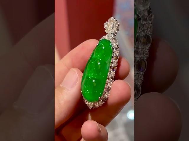 【翡翠福豆】深入翡翠源头，缅甸曼德勒市场直播收货，一物一证，全球发货|翡翠|翡翠直播|珠宝|宝石|珠宝翡翠|翡翠吊坠|翡翠挂件|缅甸翡翠|翡翠玉