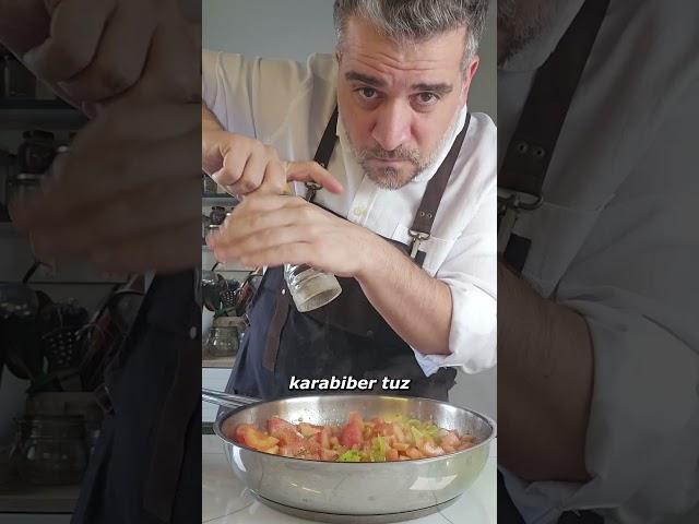 Film ve Dizi Yemekleri - Kurtlar Vadisi Çakallı Menemen Tarifi