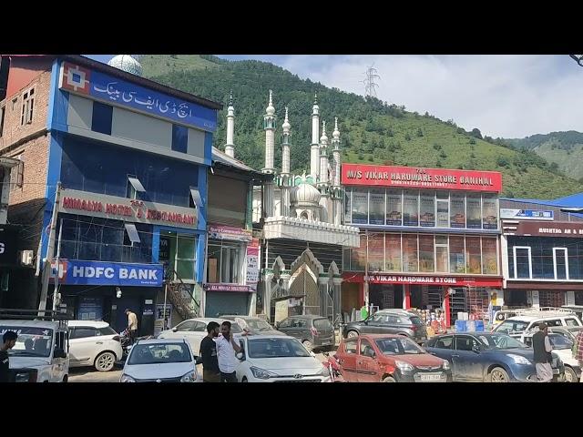 beauty of banihal market