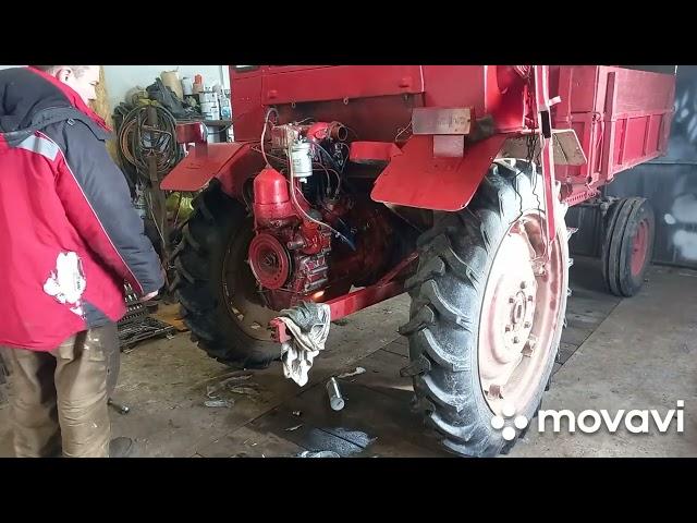 Запуск трактора т16 после замены вкладышей...