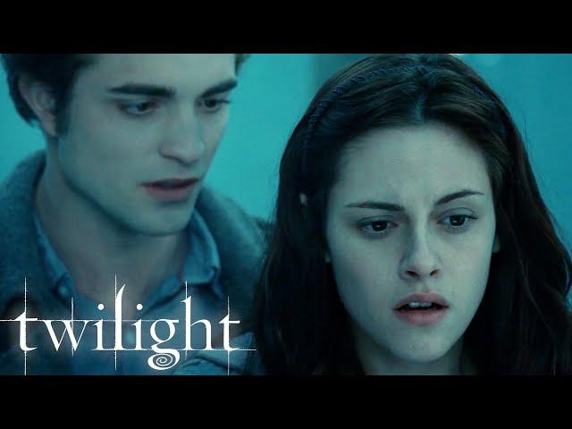 Watch Edward & Bella Fall in Love in Twilight