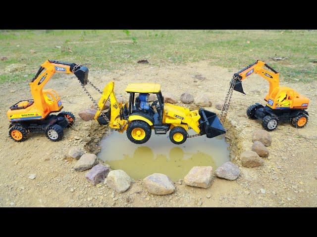 JCB 3DX Volvo Tipper Accident Highway Road Pulling Out Double JCB Excavator ? Cartoon Video | CS Toy