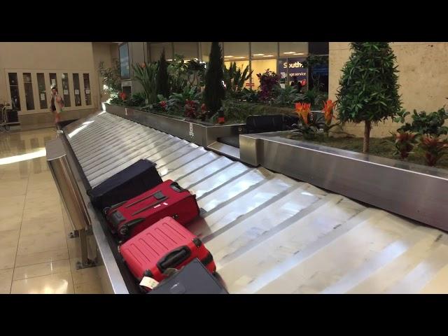 Schindler down escalator to the baggage claim at the John Wayne Airport