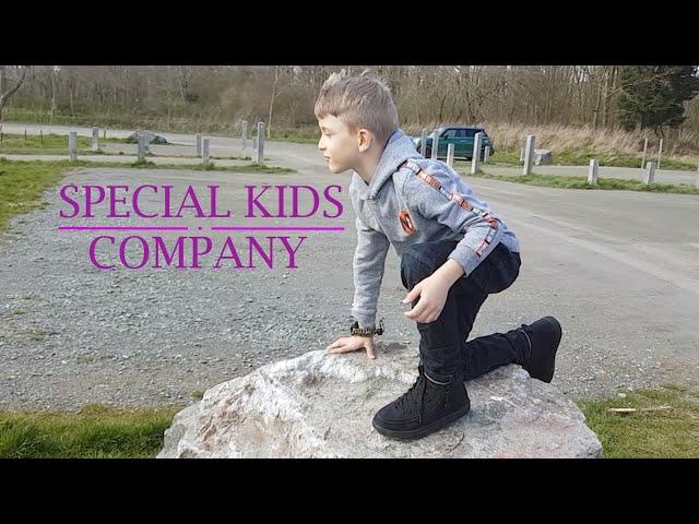 Shoes to fit AFO's - Easily - from special kids. company, Billy Shoes