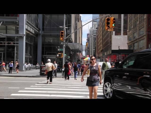 NYCDOT Explains Flashing Yellow Turn Signals