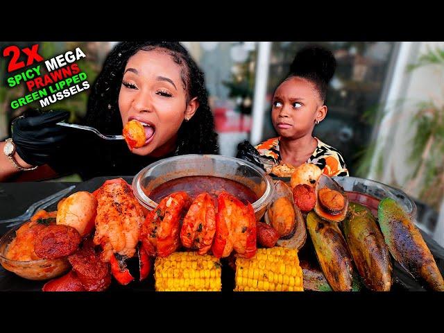 2X SPICY SEAFOOD BOIL MUKBANG MEGA PRAWNS & GREEN LIPPED MUSSEL