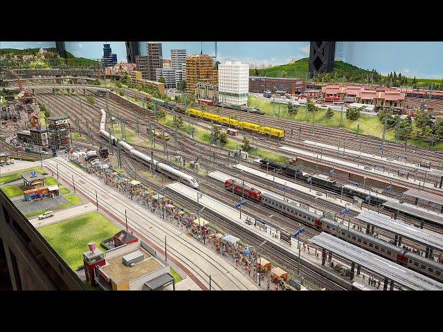 Miniatur Wunderland - The Largest HO Scale Model Train Layout In The World