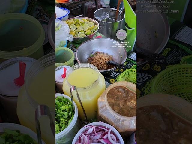 Lady, a shop selling delicious spicy salads in Thailand #streetfood #Shorts