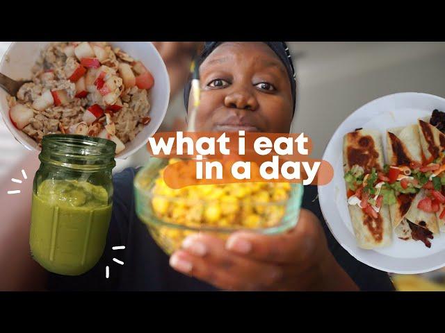 What I Eat In A Day (Realistic + Not Always "Healthy") | #SmackYoLip