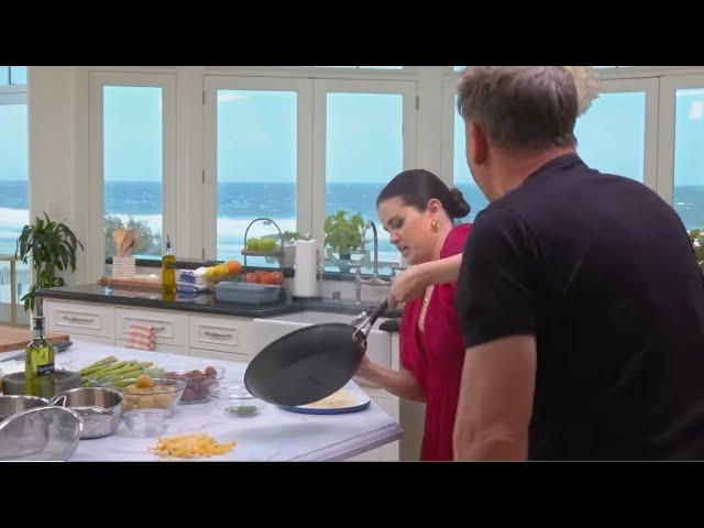 Funny moments of Selena Gomez with chef Gordon Ramsay ~ Selena + Chef season4 episode 10..